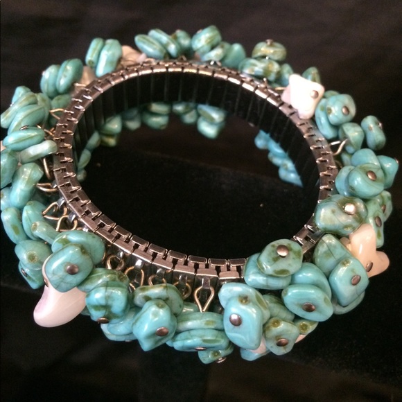 Vintage stuning turquoise/mother of pearl bracelet - Picture 4 of 5
